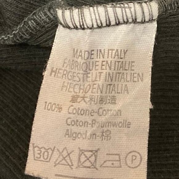 Brandy Melville Black Short Sleeve Ribbed Knit Button Up T Shirt Crop Top Size S - Picture 4 of 4